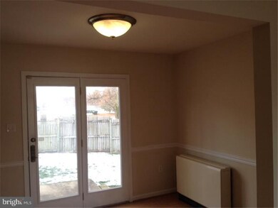 100 S 5th St, Womelsdorf, PA 19567 - photo 4