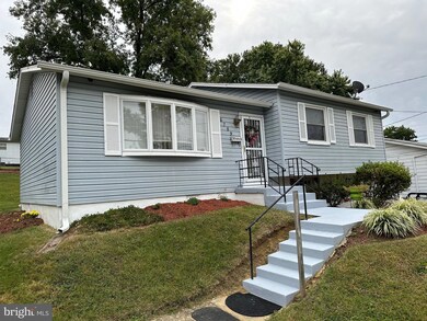 6709 Hastings Dr, Capitol Heights, MD 20743 - photo 2