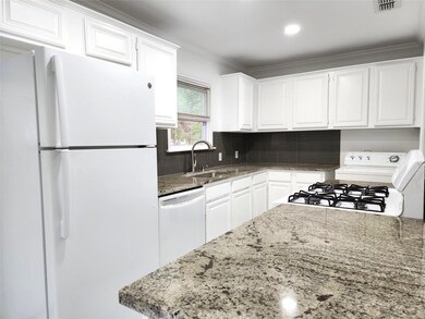 1124 Ann St, Bedford, TX 76022 - photo 6