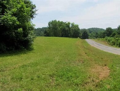 120 Big Beech Ln, Tennessee Ridge, TN 37178 - photo 5