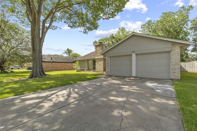 2536 Parkway Ave, Rosenberg, TX 77471 - photo 2