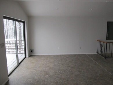 L16004N Living room