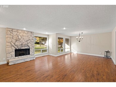 9670 SW Robbins Dr, Beaverton, OR 97008 - photo 4