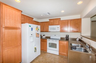 06 Kitchen
