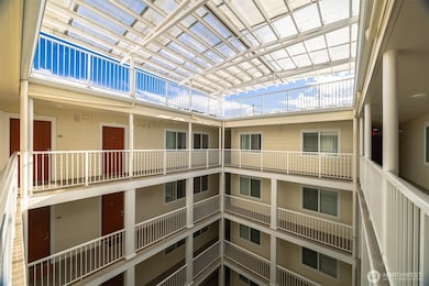 1001 N State St unit 403, Bellingham, WA 98225 - photo 5