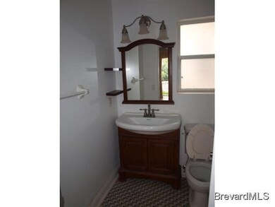 7 Oak St unit 102, Cocoa, FL 32922 - photo 5