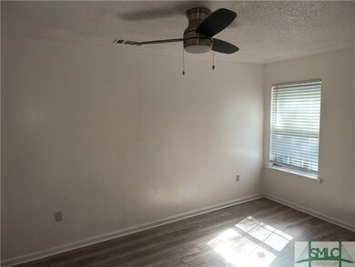 621 W 31st St, Savannah, GA 31415 - photo 7