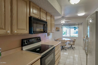 10016 W Oakmont kitchen 1