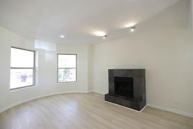 1223 E 52nd St unit 1, Chicago, IL 60615 - photo 2