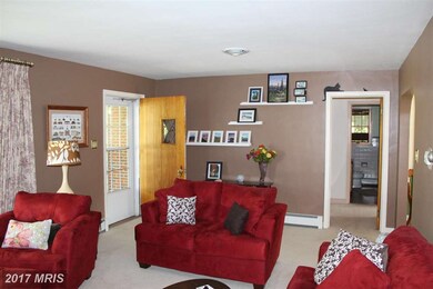 11035 Rosewood Dr, Hagerstown, MD 21740 - photo 4