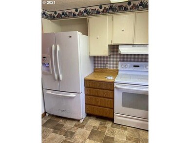 726 S Mccallum St, Prairie City, OR 97869 - photo 2