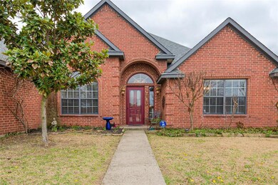 706 Dickerson Cir, Celina, TX 75009 - photo 2