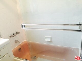 1750 N Sycamore Ave unit 201, Los Angeles, CA 90028 - photo 7