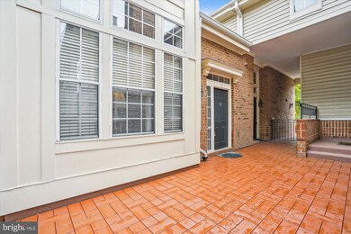 7029 Haycock Rd unit 409, Falls Church, VA 22043 - photo 5