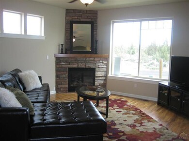 unlisted-address, Bend, OR 97701 - photo 2