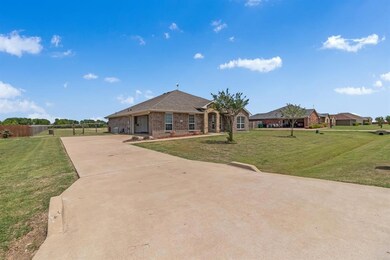 330 Windmill Ct, Waxahachie, TX 75167 - photo 2