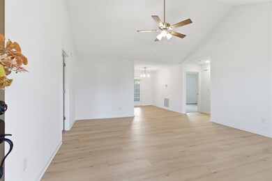 2321 Briar Bend Dr, Murfreesboro, TN 37128 - photo 4