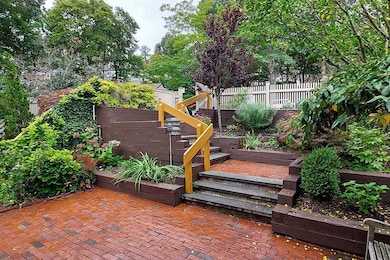 67 Algonquin Rd, Chestnut Hill, MA 02467 - photo 3