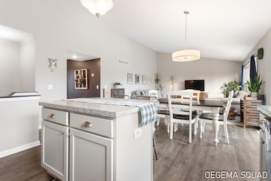 10902 Woodedge Dr unit 38, Allendale, MI 49401 - photo 6