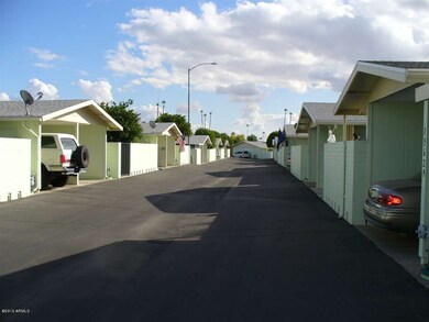 13629 N Newcastle Dr, Sun City, AZ 85351 - photo 3