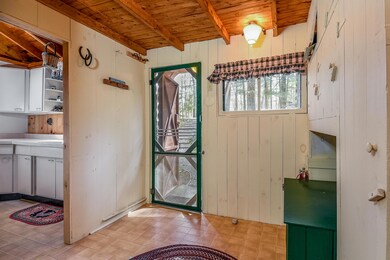 Buck & Doe Cabin-15