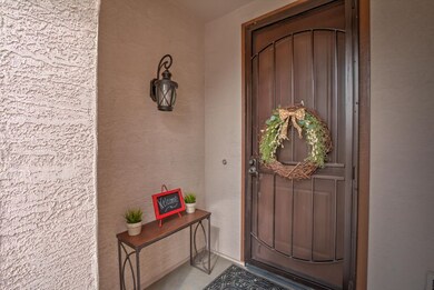 1102 E Rojo Way-6