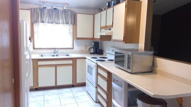 244 Porter St, Manchester, NH 03103 - photo 7