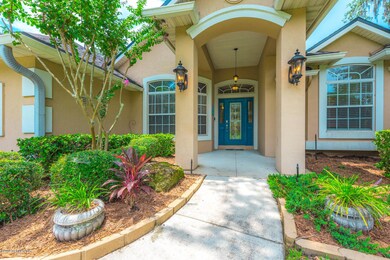 Exterior Foyer