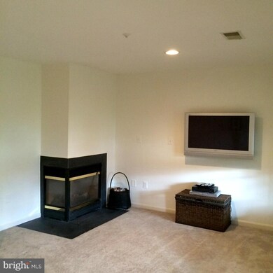 2401 Baikal Loop, Upper Marlboro, MD 20774 - photo 5