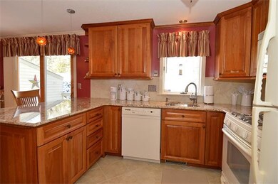 18 Westminster Dr unit U167, Nashua, NH 03064 - photo 3