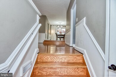 3605 Buckeye Ct, Fairfax, VA 22033 - photo 2