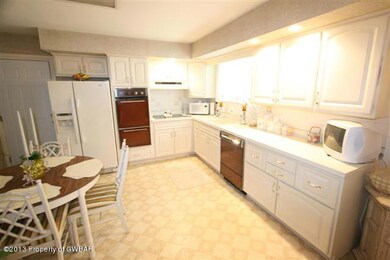 18 Cedar Rd, Wilkes Barre, PA 18705 - photo 4