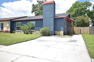 1242 Mohrlake Dr, Brandon, FL 33511 - photo 3