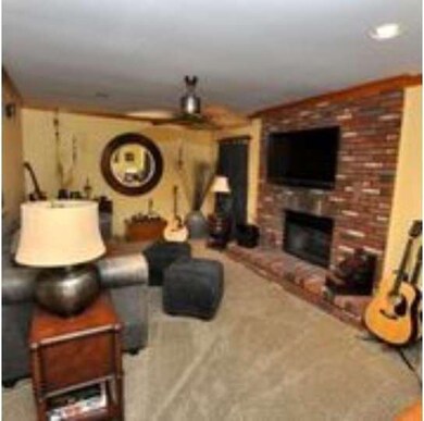 221 Carleton Ln, Mount Laurel, NJ 08054 - photo 6