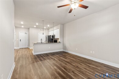 10520 Stony Bluff Dr unit 101, Ashland, VA 23005 - photo 6