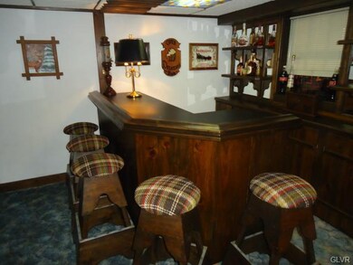 3127 S 3rd St, Whitehall, PA 18052 - photo 7