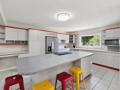 1028 28th St, West Des Moines, IA 50266 - photo 7