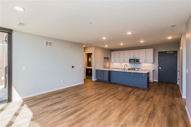1 University Way unit No. 507, Iowa City, IA 52246 - photo 7