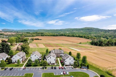 1804 Merlot Dr unit D, Easton, PA 18045 - photo 5