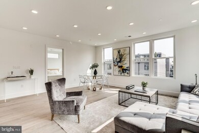 646 Newton Place NW unit 303, Washington, DC 20010 - photo 5