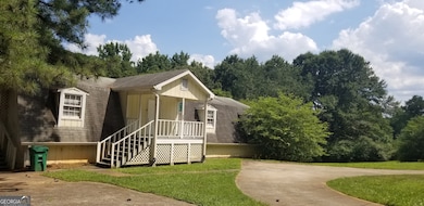 610 Martin Rd, Stone Mountain, GA 30088 - photo 2