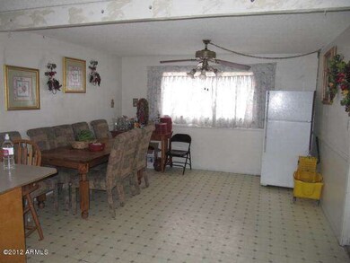 EAT IN KITCHEN