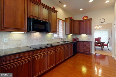 4 Burlington St, Plainsboro, NJ 08536 - photo 5