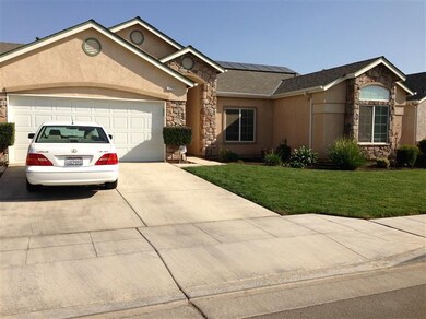3060 N Shelly Ave, Fresno, CA 93727 - photo 5