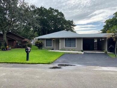 3786 W Valley Green Dr unit 60, Davie, FL 33328 - photo 2