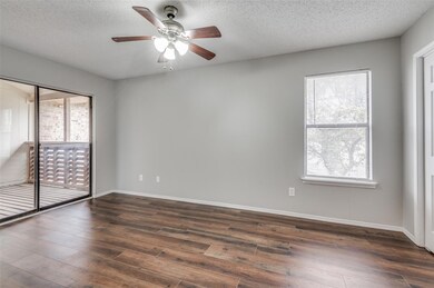 4 Meadow Ln, Bedford, TX 76021 - photo 7