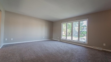 419 N Wright St, Griffith, IN 46319 - photo 5