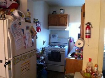 1 Catasauqua Ave, Whitehall, PA 18052 - photo 3