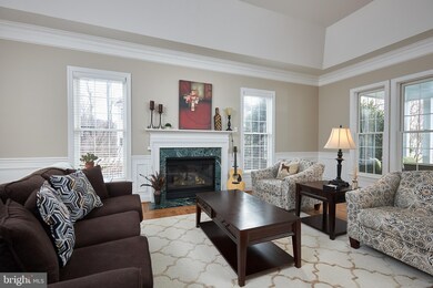 309 Reserve Gate Terrace, Silver Spring, MD 20905 - photo 7