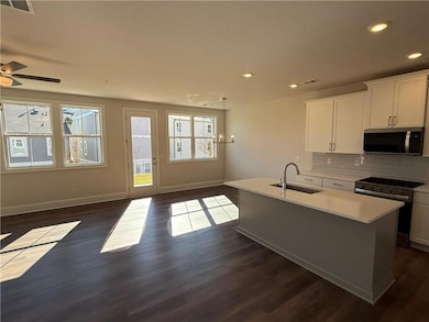 927 Crestmanor Dr, Marietta, GA 30008 - photo 6